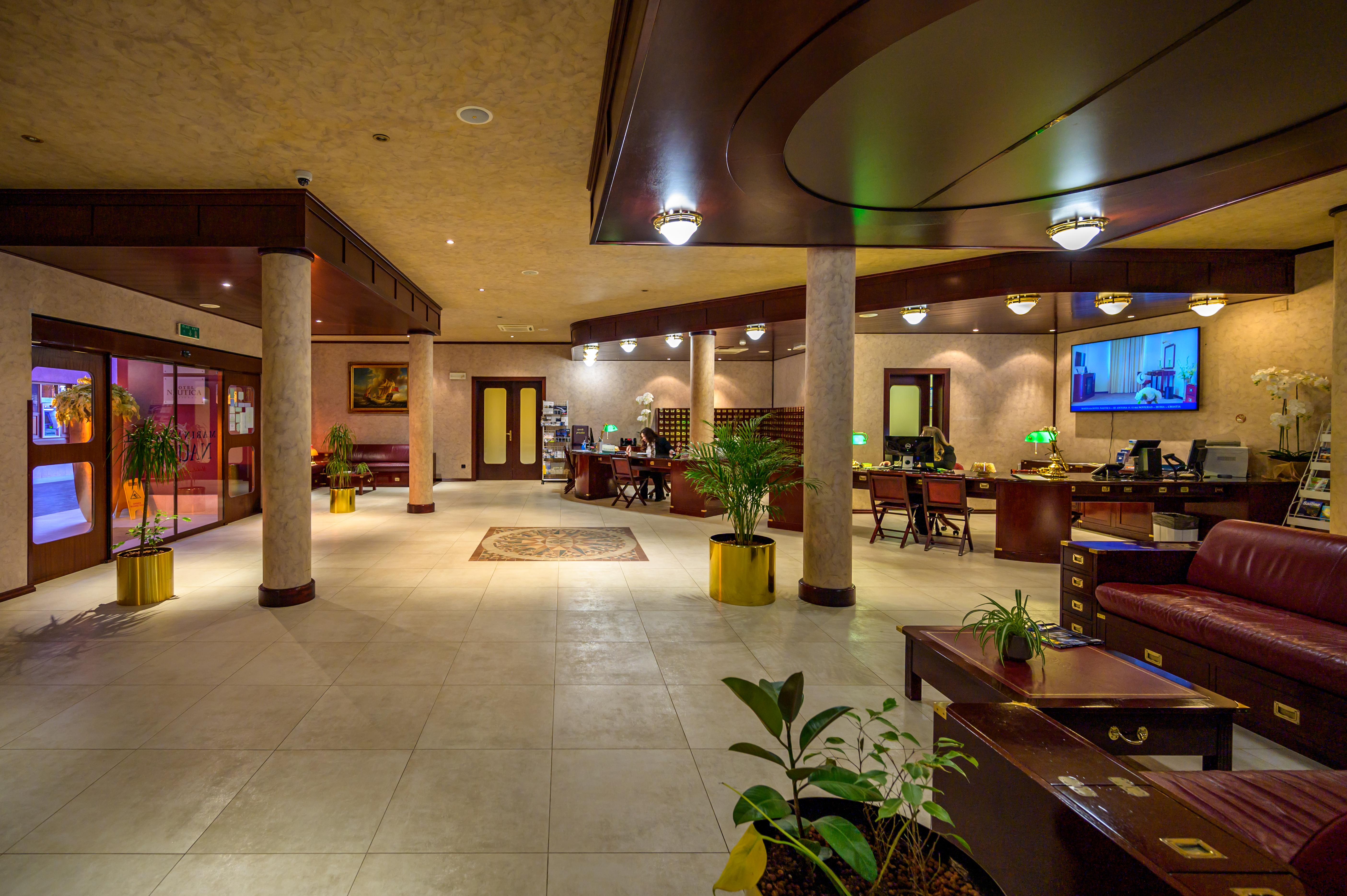 Boutique Hotel Nautica - Spa & Wellness, Free Parking, Pet Friendly Novigrad (Istria) Exterior foto