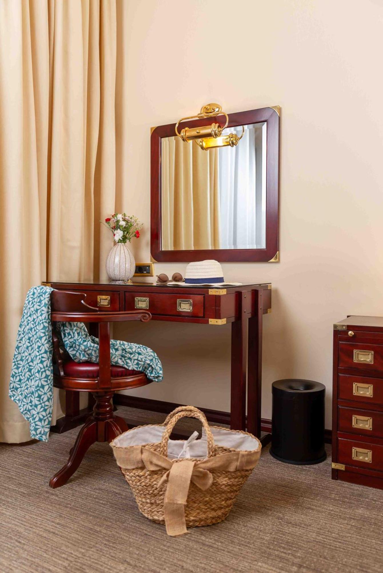Boutique Hotel Nautica - Spa & Wellness, Free Parking, Pet Friendly Novigrad (Istria) Exterior foto
